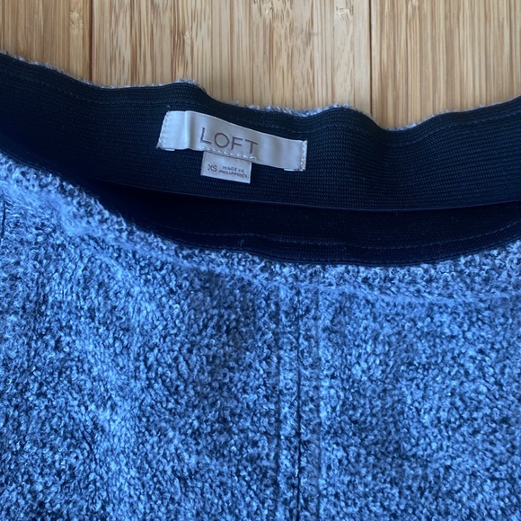LOFT grey skirt - Picture 2 of 4